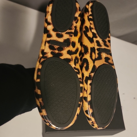 Tory Burch Brown and Black Leopard Flats - Picture 4 of 8